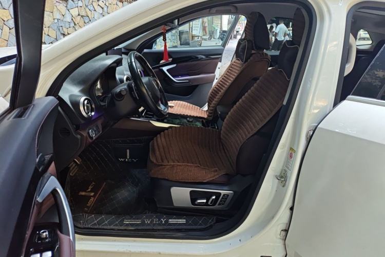 Used Wey VV7 2017 2.0T Flagship Model Driver Seat