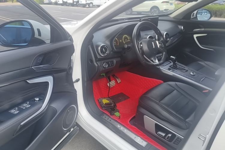 Used Wey VV7 2017 2.0T Flagship Model Driver Seat