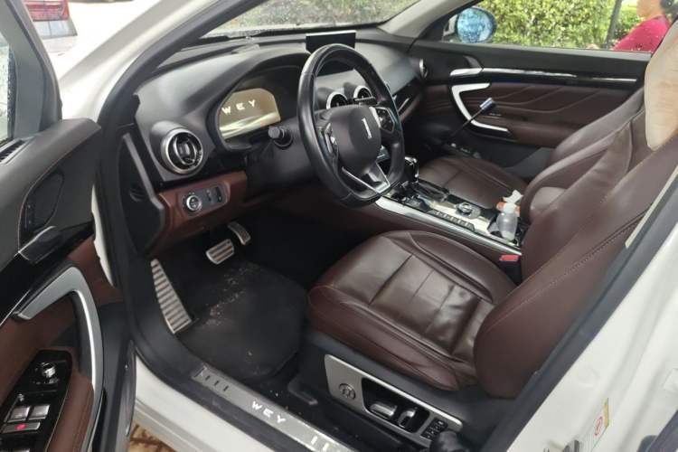 Used Wey VV7 2017 2.0T Flagship Model Driver Seat