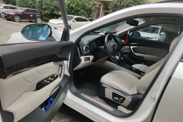 Used Wey VV7 2017 2.0T Ultra-Luxury Version Driver Seat