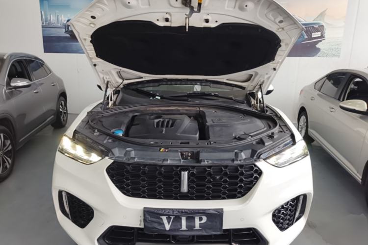 Used Wey VV7 2017 2.0T Ultra-Luxury Version Engine Bay