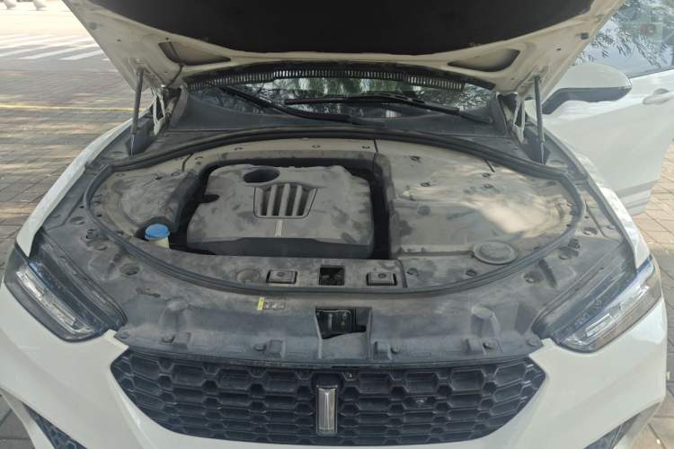 Used Wey VV7 2017 2.0T Flagship Model Engine Bay