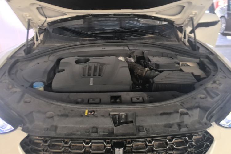 Used Wey VV7 2017 2.0T Flagship Model Engine Bay