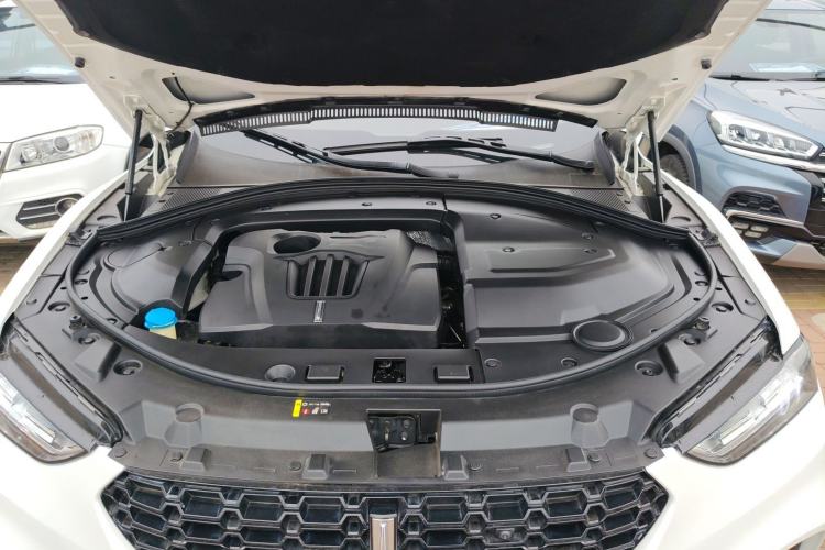 Used Wey VV7 2017 2.0T Flagship Model Engine Bay