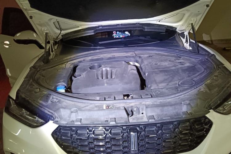 Used Wey VV7 2017 2.0T Flagship Model Engine Bay