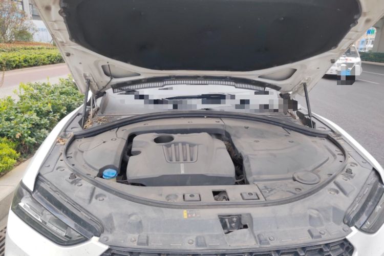 Used Wey VV7 2017 2.0T Flagship Model Engine Bay