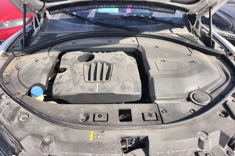 Used Wey VV7 2017 2.0T Ultra-Luxury Version Engine Bay