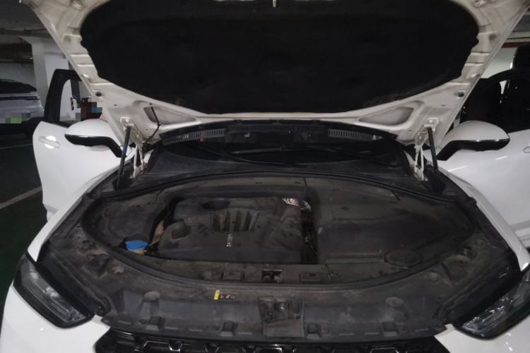Used Wey VV7 2017 2.0T Flagship Model Engine Bay