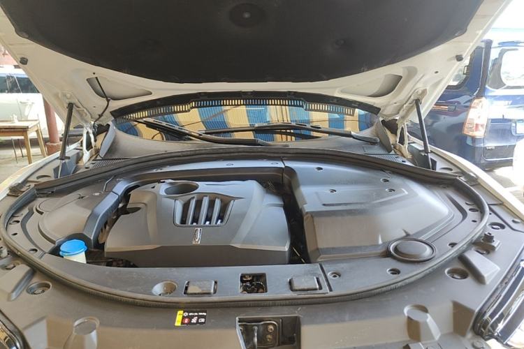 Used Wey VV7 2017 2.0T Luxury Model Engine Bay
