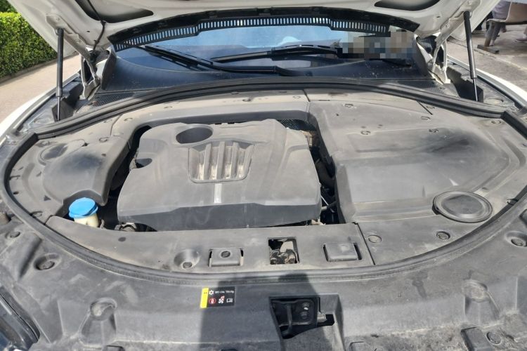 Used Wey VV7 2017 2.0T Luxury Model Engine Bay