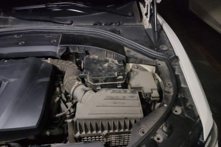 Used Wey VV7 2017 2.0T Flagship Model Engine Bay Left
