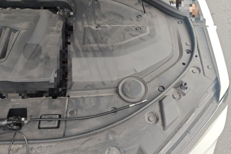 Used Wey VV7 2017 2.0T Flagship Model Engine Bay Left