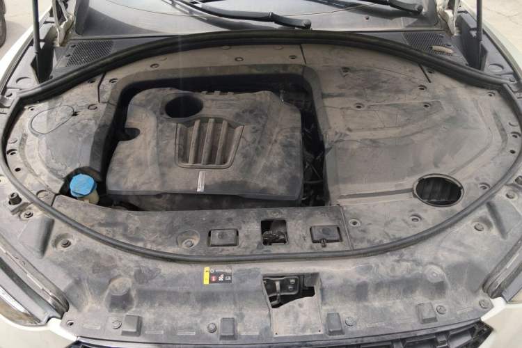 Used Wey VV7 2017 2.0T Flagship Model Engine Bay
