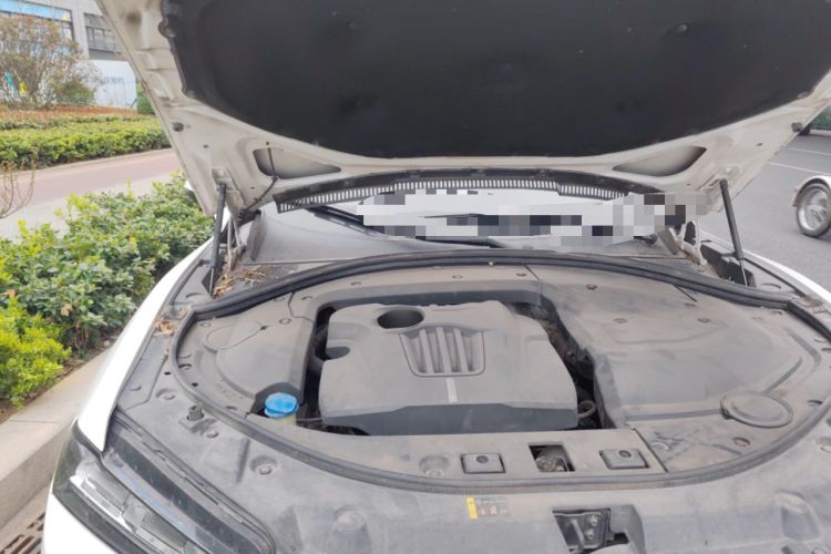 Used Wey VV7 2017 2.0T Flagship Model Engine Bay Right