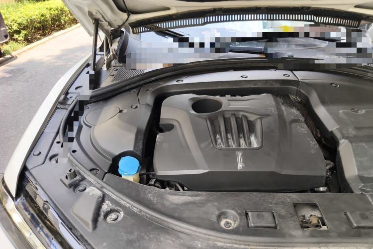 Used Wey VV7 2017 2.0T Flagship Model Engine Bay Right