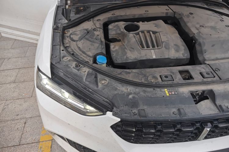 Used Wey VV7 2017 2.0T Flagship Model Engine Bay Right