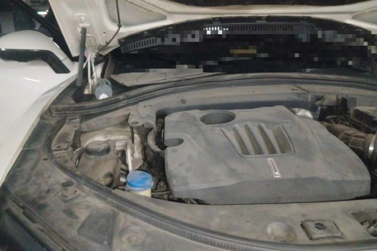 Used Wey VV7 2017 2.0T Flagship Model Engine Bay Right