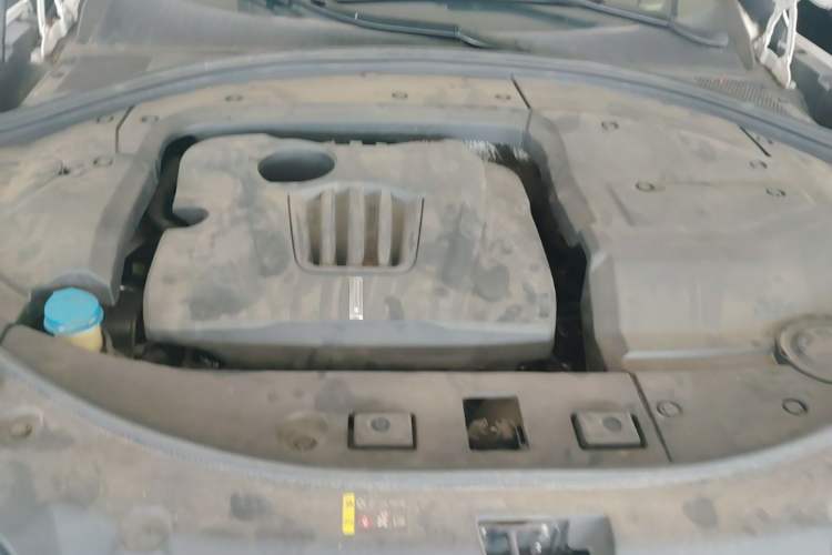 Used Wey VV7 2017 2.0T Flagship Model Engine Bay