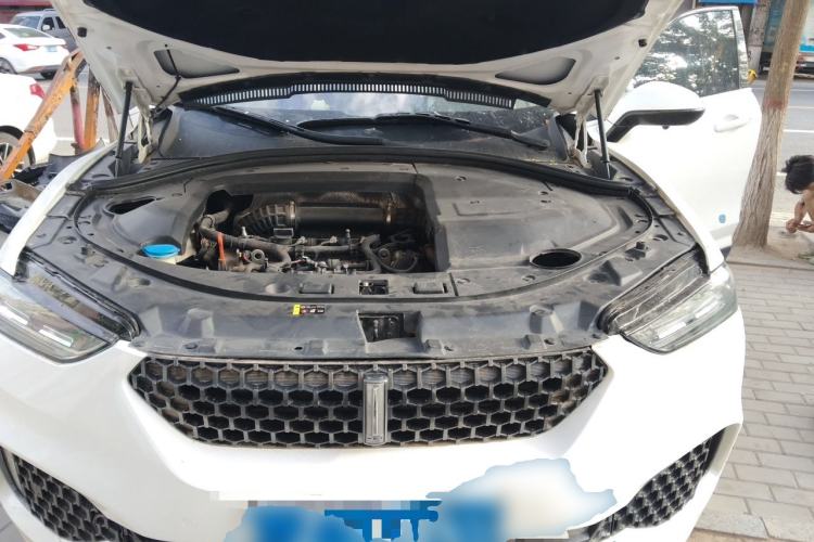 Used Wey VV7 2017 VV7c 2.0T Supreme Model Engine Bay