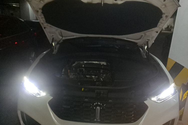 Used Wey VV7 2017 2.0T Flagship Model Engine Bay