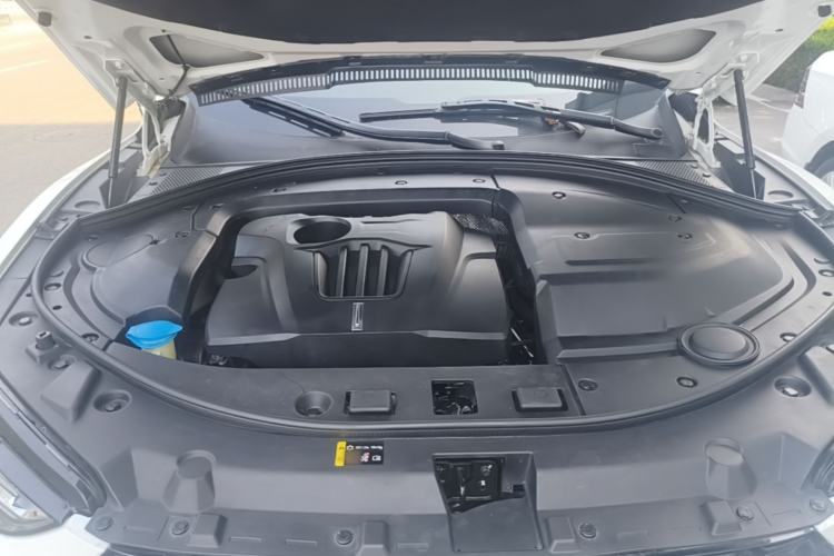 Used Wey VV7 2017 2.0T Flagship Model Engine Bay