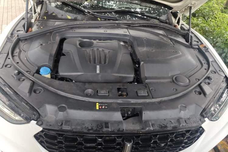 Used Wey VV7 2017 2.0T Flagship Model Engine Bay