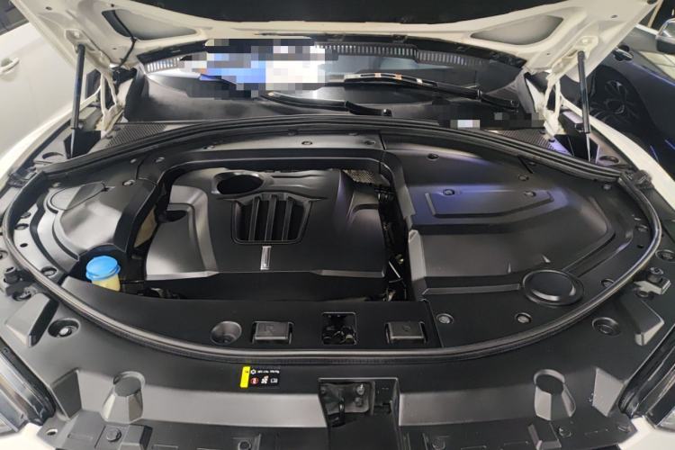 Used Wey VV7 2017 2.0T Ultra-Luxury Version Engine Bay