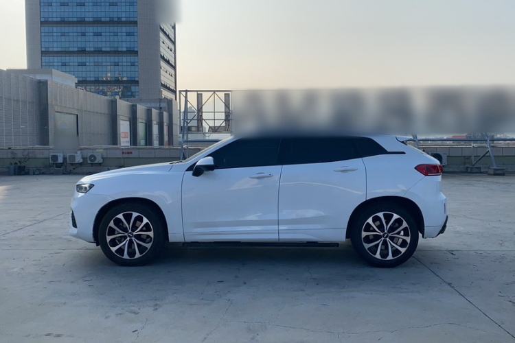 Used Wey VV7 2017 2.0T Ultra-Luxury Version Exterior 3
