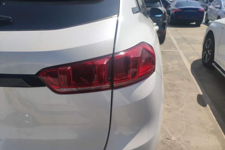 Used Wey VV7 2017 2.0T Ultra-Luxury Version Exterior 3