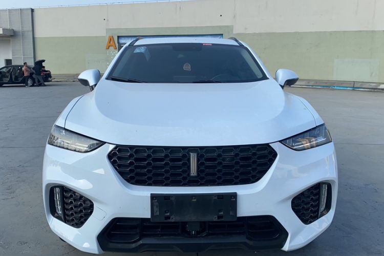Used Wey VV7 2017 2.0T Ultra-Luxury Version Exterior 4