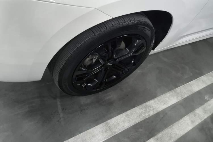 Used Wey VV7 2017 2.0T Flagship Model Exterior 4