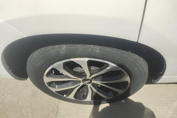 Used Wey VV7 2017 2.0T Ultra-Luxury Version Exterior 5