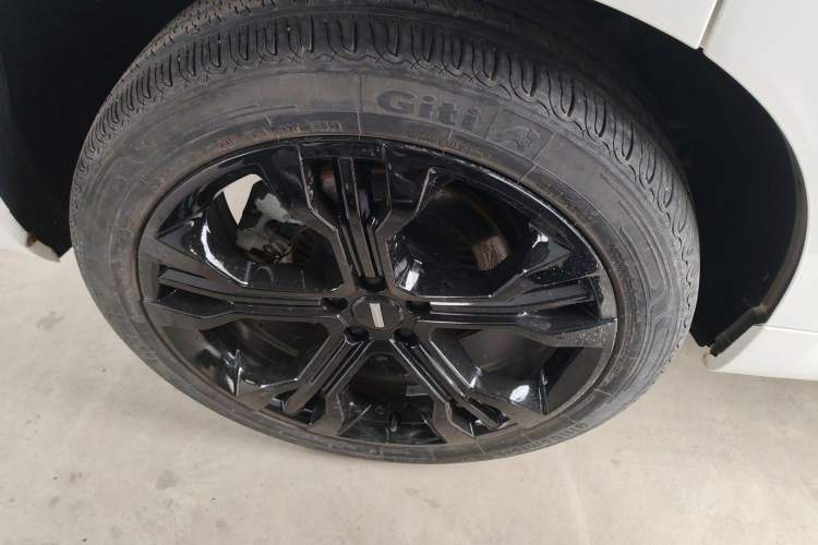Used Wey VV7 2017 2.0T Flagship Model Exterior 5