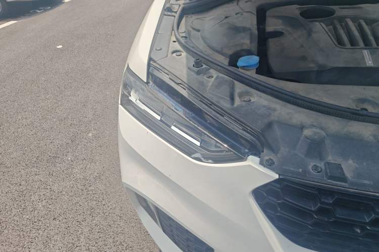 Used Wey VV7 2017 2.0T Flagship Model Exterior 6