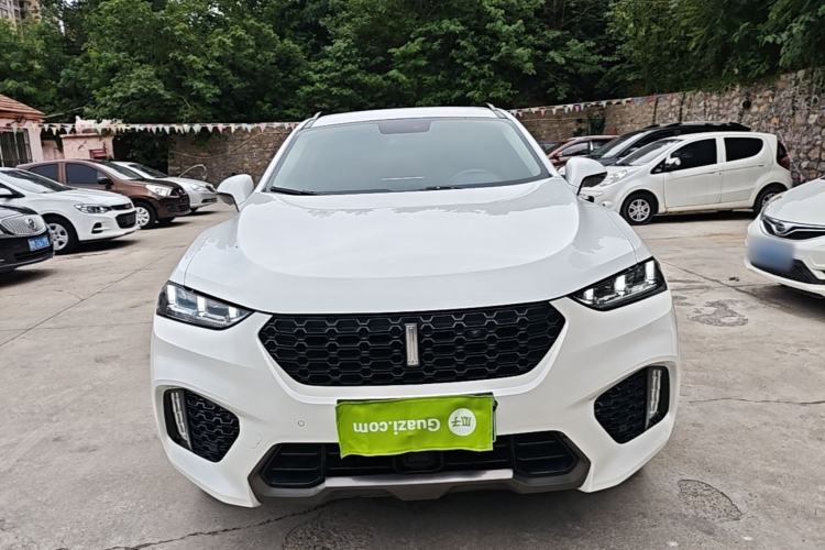 Used Wey VV7 2017 2.0T Ultra-Luxury Version Front