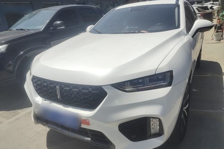 Used Wey VV7 2017 2.0T Ultra-Luxury Version Front