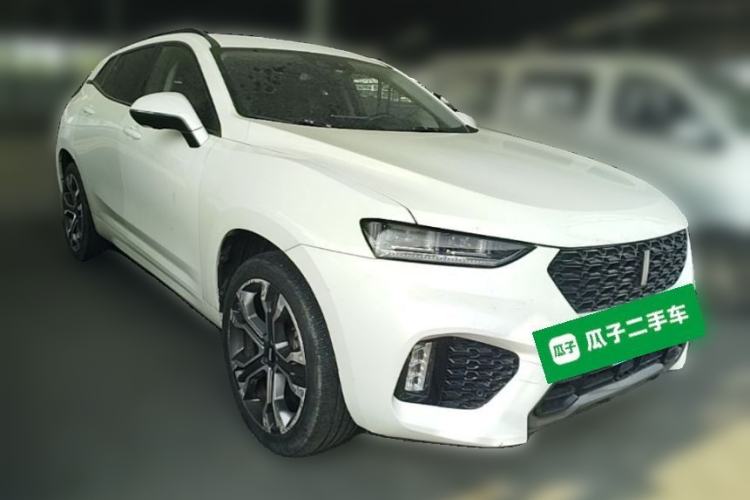 Used Wey VV7 2017 2.0T Ultra-Luxury Version Front Right 45 Deg
