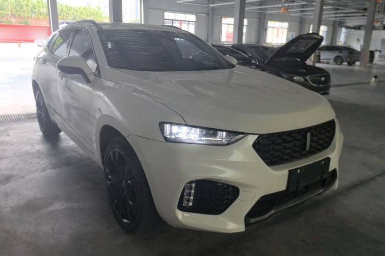Used Wey VV7 2017 2.0T Flagship Model Front Right 45 Deg