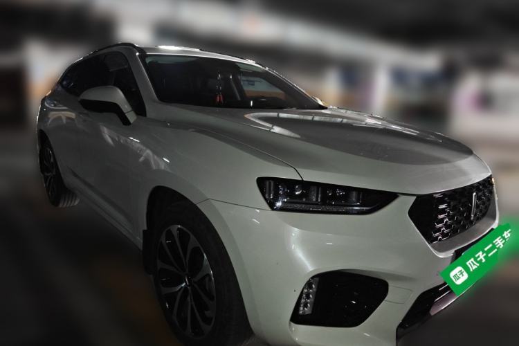 Used Wey VV7 2017 2.0T Ultra-Luxury Version Front Right 45 Deg