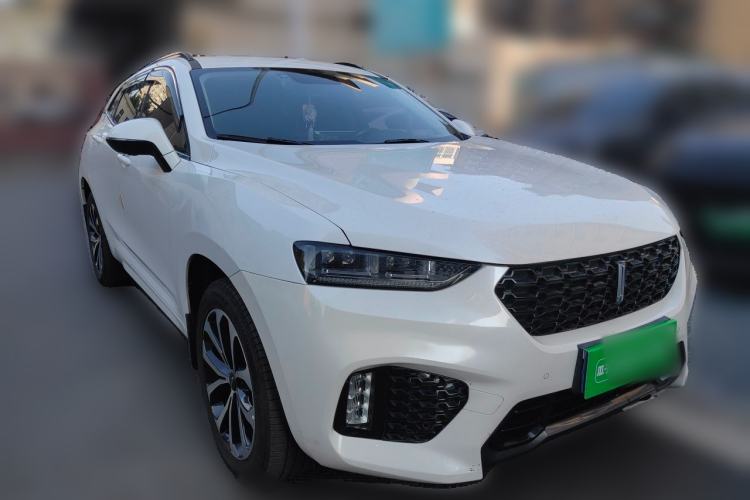 Used Wey VV7 2017 2.0T Ultra-Luxury Version Front Right 45 Deg