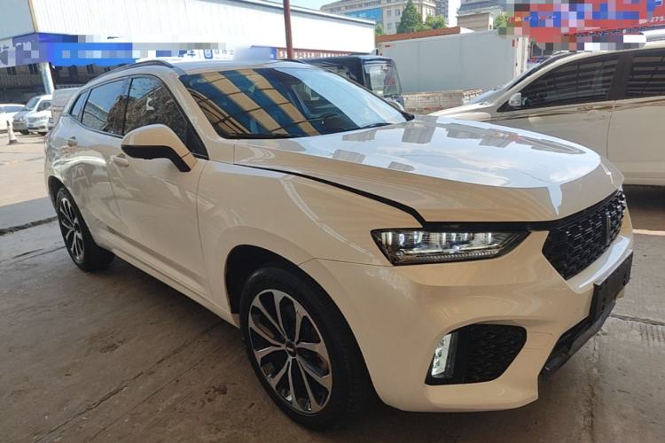 Used Wey VV7 2017 2.0T Luxury Model Front Right 45 Deg