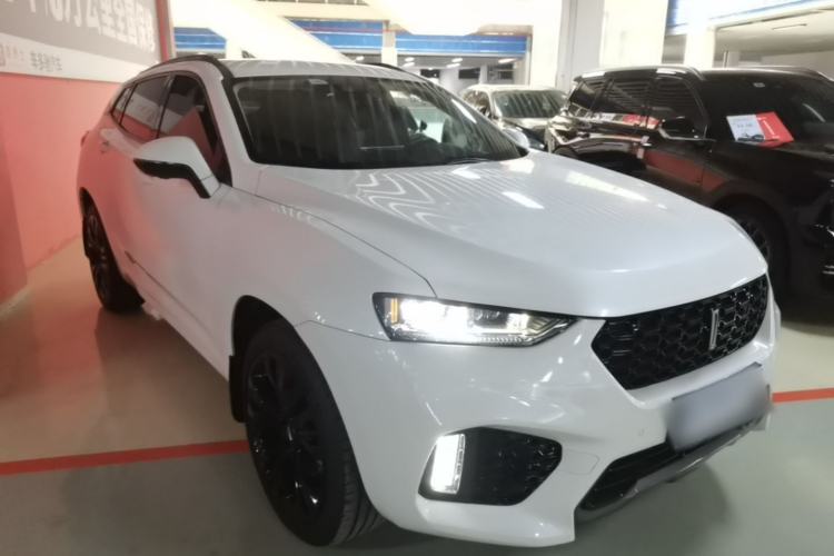 Used Wey VV7 2017 2.0T Flagship Model Front Right 45 Deg