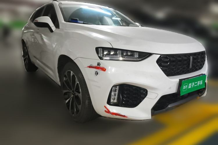 Used Wey VV7 2017 2.0T Ultra-Luxury Version Front Right 45 Deg