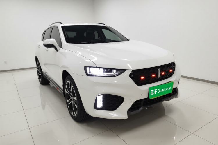 Used Wey VV7 2017 2.0T Flagship Model Front Right 45 Deg