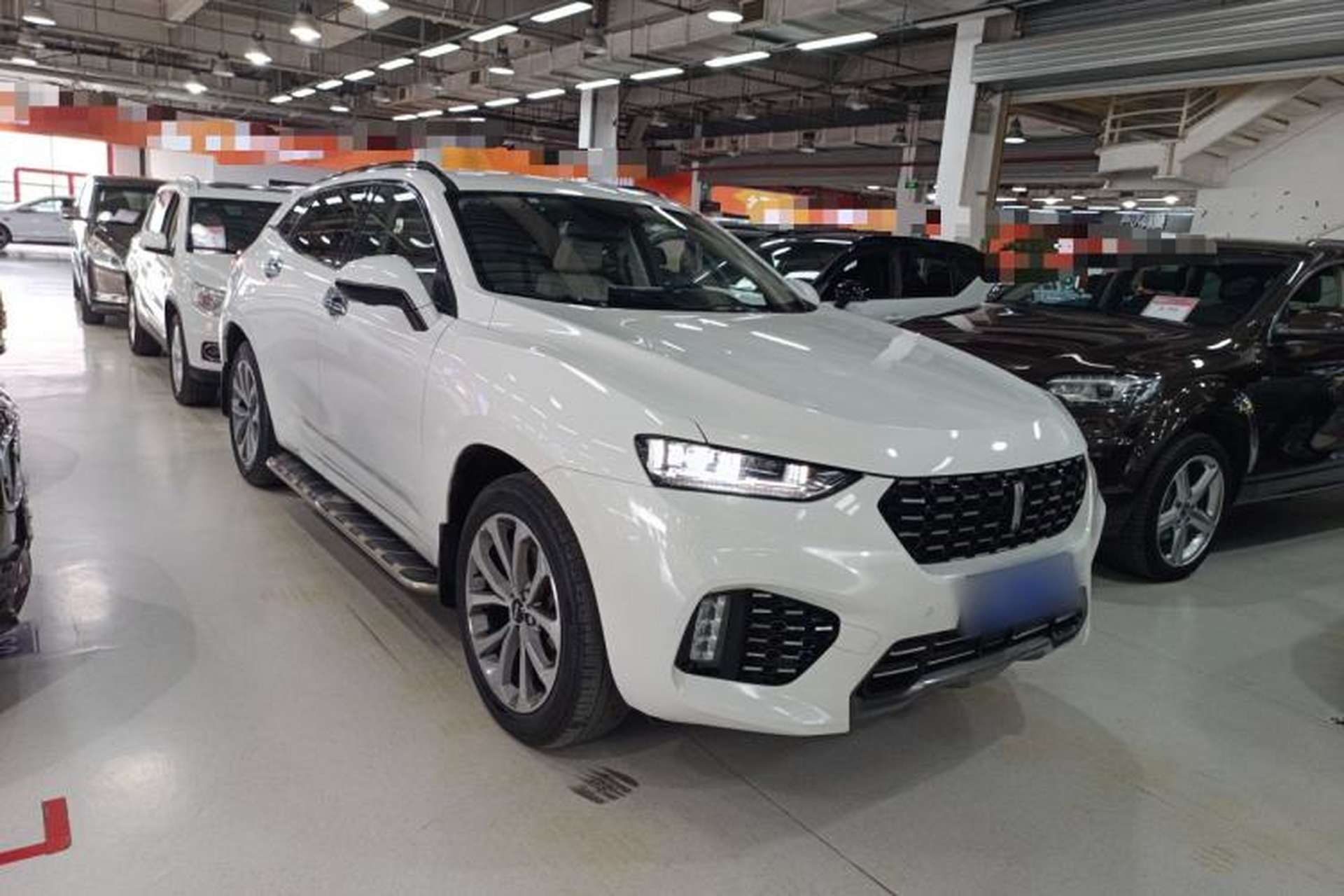 Used Wey VV7 2017 2.0T Ultra-Luxury Version Front Right 45 Deg
