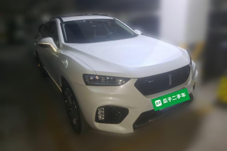 Used Wey VV7 2017 2.0T Flagship Model Front Right 45 Deg