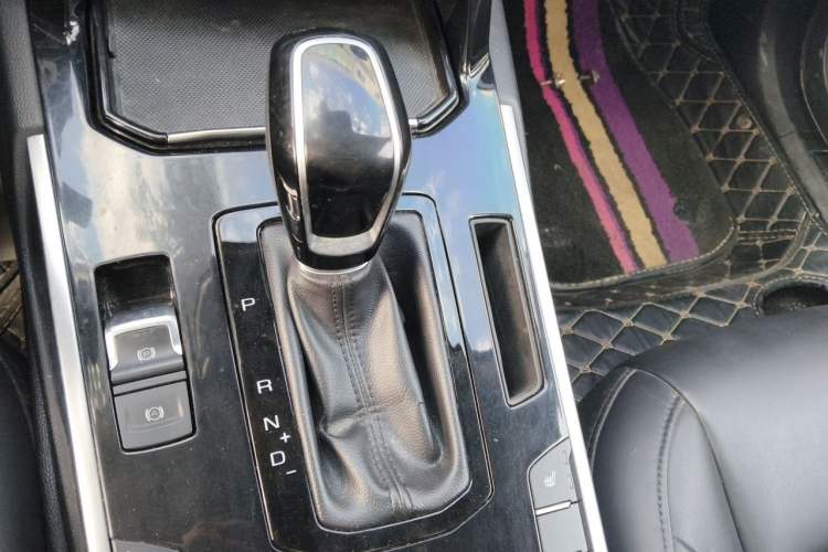 Used Wey VV7 2017 VV7c 2.0T Supreme Model Gear Lever