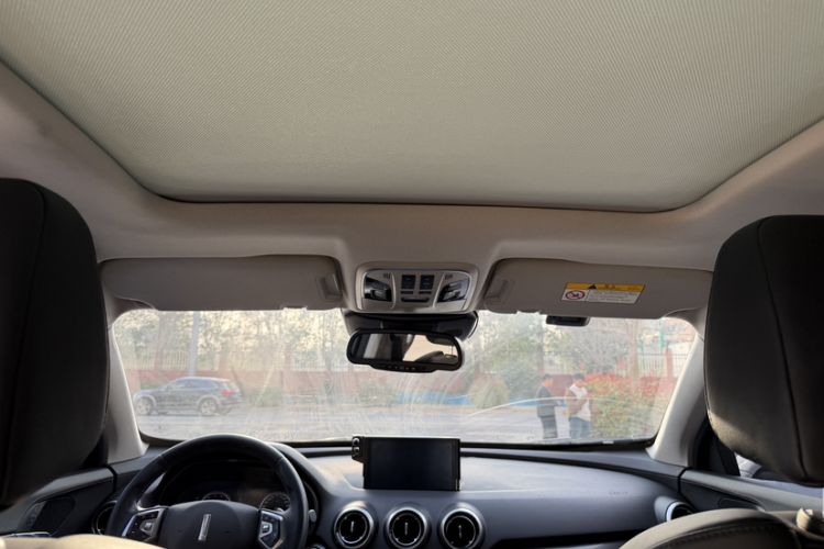 Used Wey VV7 2017 2.0T Flagship Model Headliner