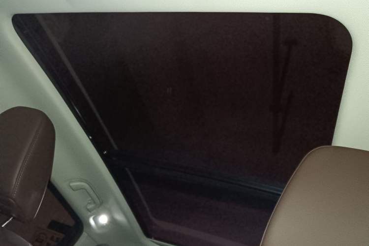 Used Wey VV7 2017 2.0T Flagship Model Headliner