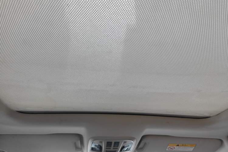 Used Wey VV7 2017 2.0T Ultra-Luxury Version Headliner